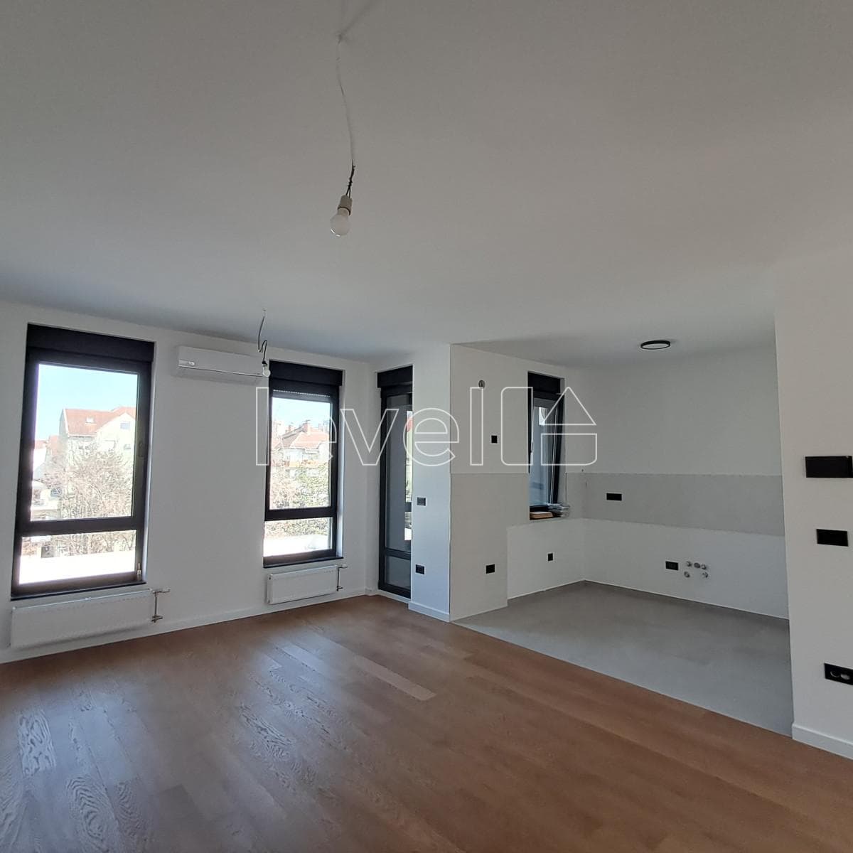 Četvorosoban stan - 98m²-