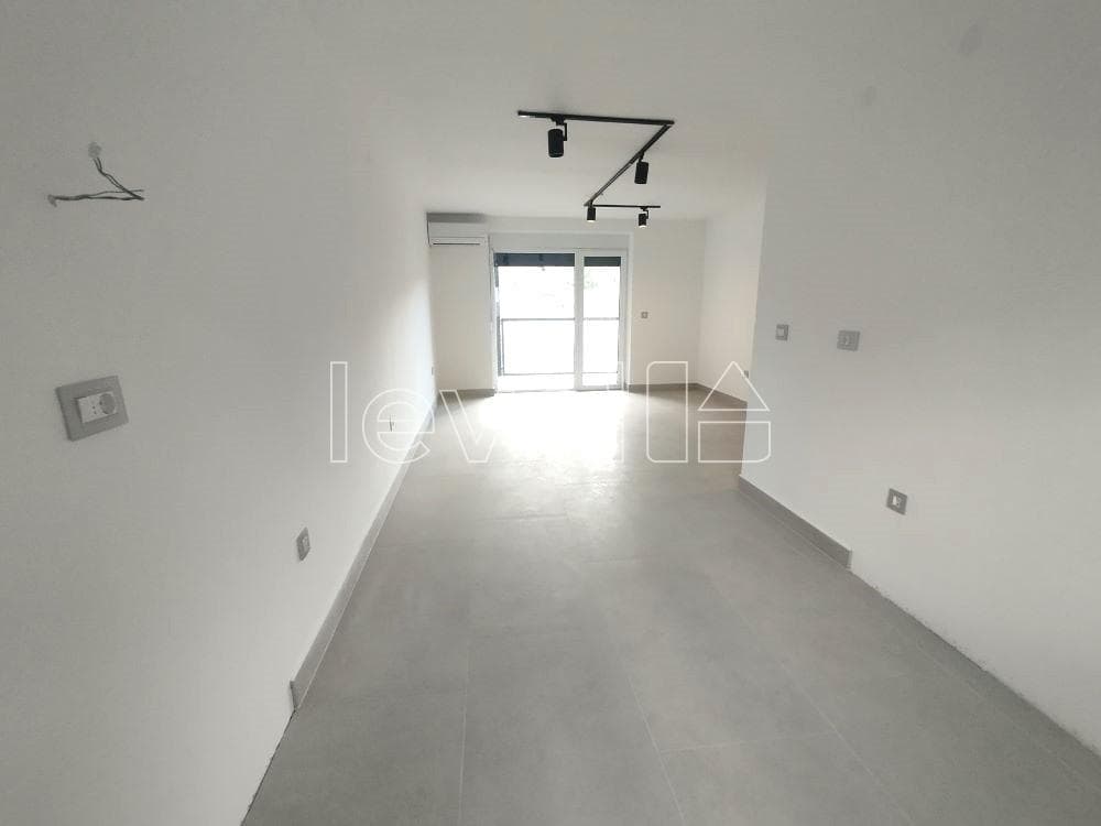 Trosoban stan - 68m²-