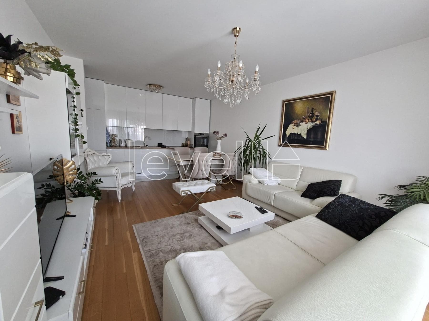 Trosoban stan - 73m²-